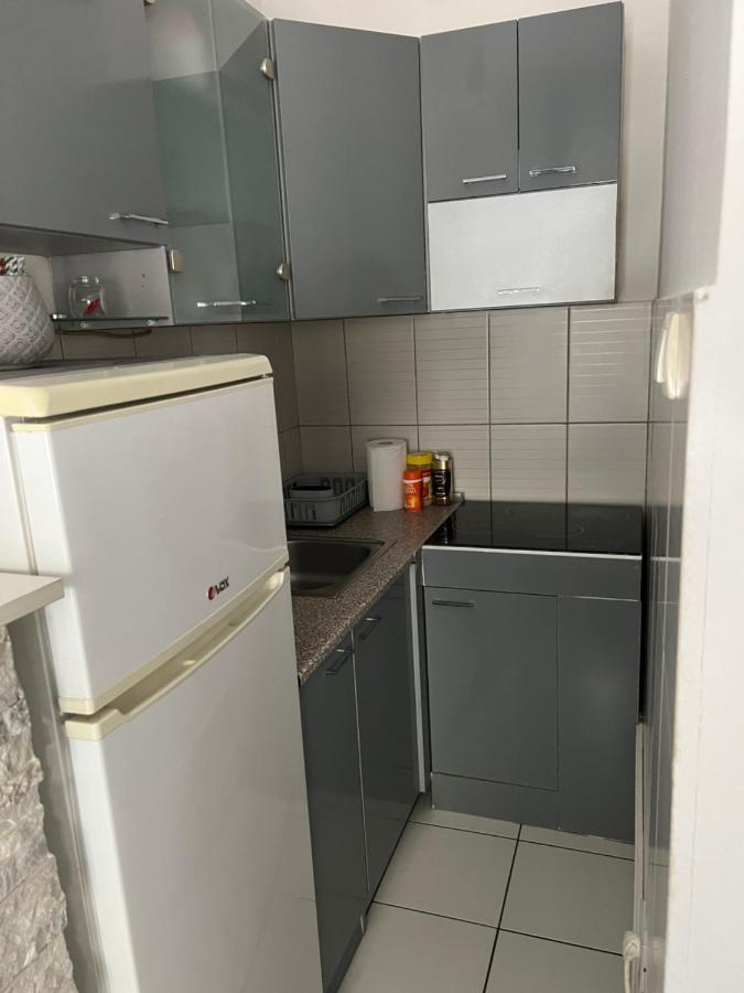 Center Cosy Vintage Apartment Novi Sad Ngoại thất bức ảnh